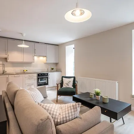 Apartment 1st Floor Stylish 2-bed Drogheda